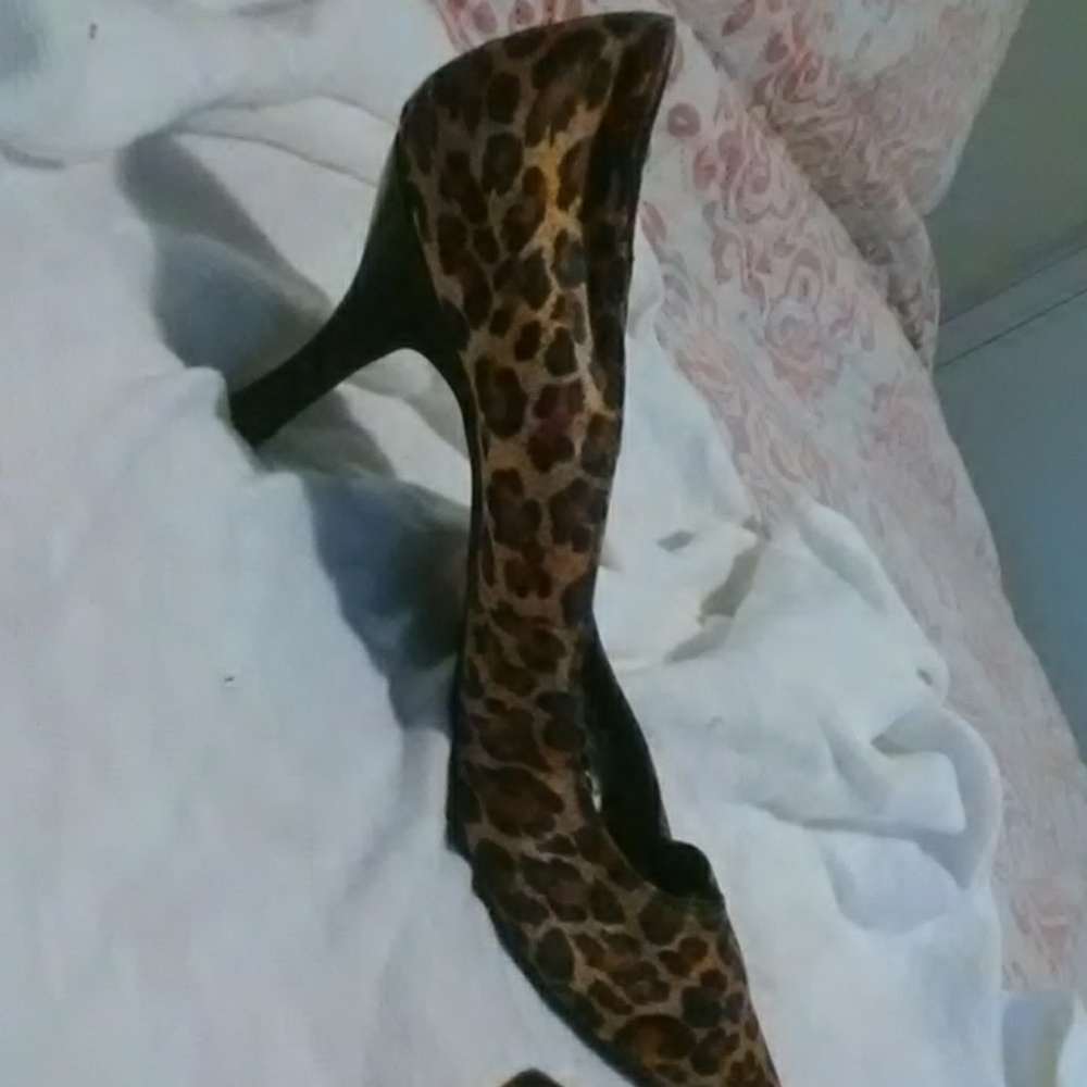 Leopard heels - Picture 2 of 3